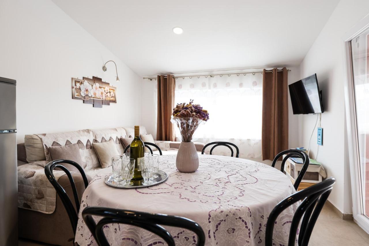 Villa De Rosa ซาดาร์ ภายนอก รูปภาพ